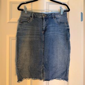 Classic Light Blue Denim Women's Knee Length Jean Skirt
